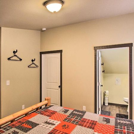 Cozy Cabin - 5 Miles To Mt Rainier National Park! アッシュフォード エクステリア 写真